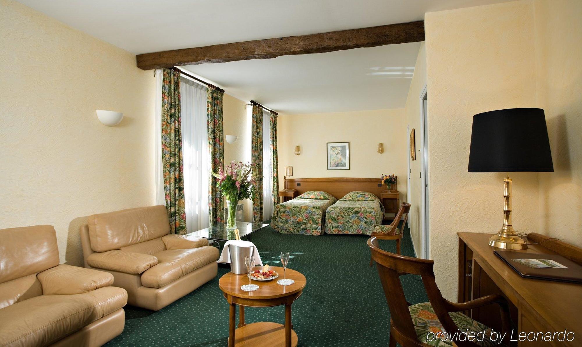 Hotel Les Ursulines Autun Room photo